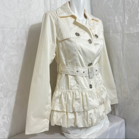 Nine West Pearl White Buttoned Belted Coat - Picture 2 of 16